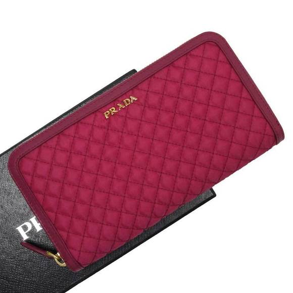 Prada zip leather Wallet pink nylon long - Picture 1 of 3